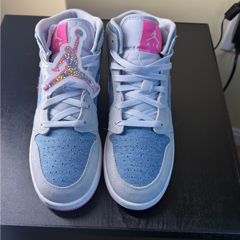 Nike Air Sneakers - Blue and Pink